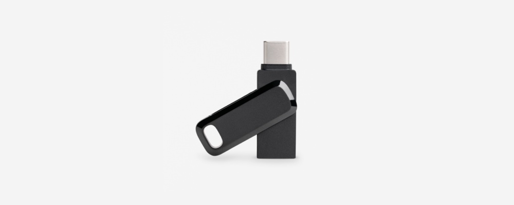 Folding USB flash drive